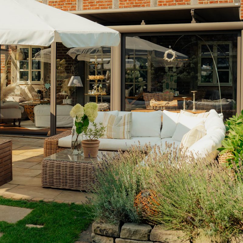 Outdoor Lounge